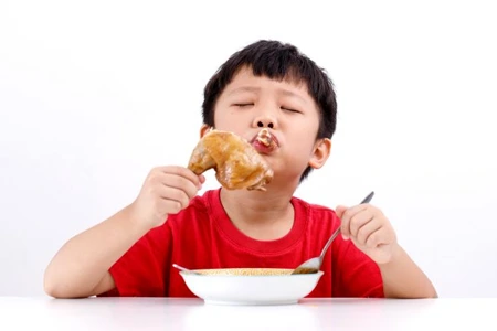 Ayam Makanan yang disukai anak-anak
